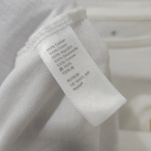 Apple | Rare Collectible Emoji Mind Blown Apple Park Infinite Loop T-Shi… - Picture 8 of 8